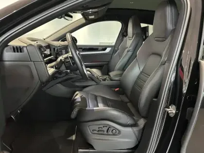 Photo 9 Porsche Cayenne  Coupé E-Hybrid 3.0 V6 470 ch