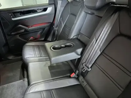 Photo 25 Porsche Cayenne  Coupé E-Hybrid 3.0 V6 470 ch