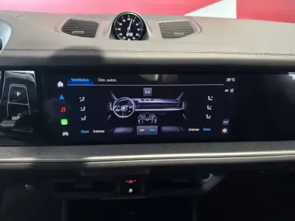 Photo 40 Porsche Cayenne  Coupé E-Hybrid 3.0 V6 470 ch