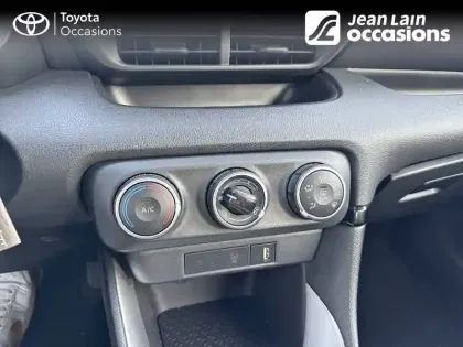 Photo 13 Toyota Yaris  120 VVT-i