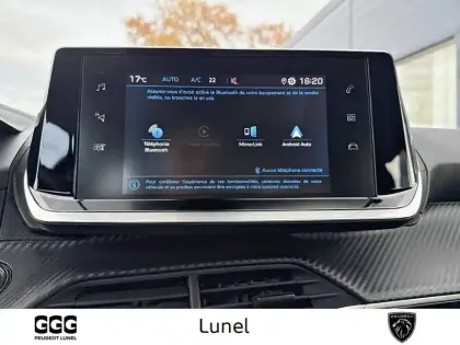 Photo 16 Peugeot 2008  PureTech 130 S&S EAT8