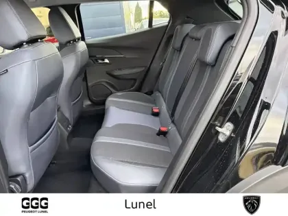 Photo 9 Peugeot 2008  PureTech 130 S&S EAT8