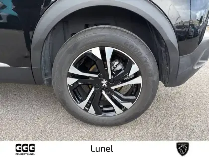 Photo 10 Peugeot 2008  PureTech 130 S&S EAT8