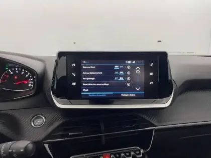 Photo 19 Peugeot 2008  BlueHDi 100 S&S BVM6