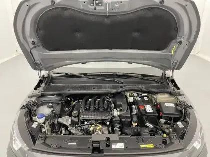 Photo 20 Peugeot 208  PureTech 75 S&S BVM5