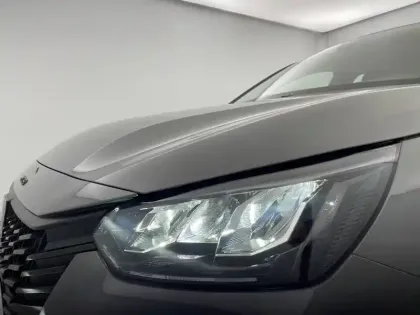 Photo 32 Peugeot 208  PureTech 75 S&S BVM5