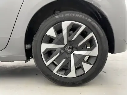 Photo 15 Peugeot 208  PureTech 75 S&S BVM5