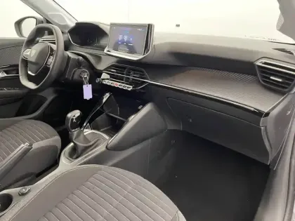 Photo 23 Peugeot 208  PureTech 75 S&S BVM5