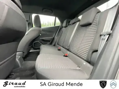 Photo 9 Peugeot 2008  PureTech 130 S&S EAT8