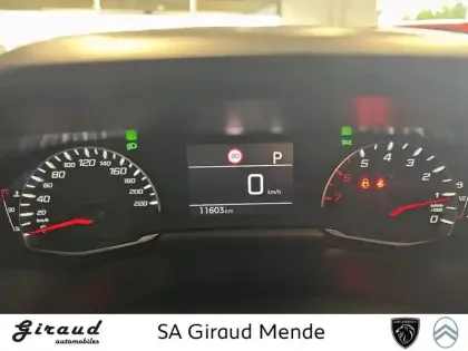 Photo 69 Peugeot 2008  PureTech 130 S&S EAT8