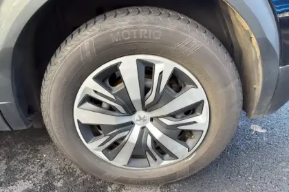 Photo 11 Peugeot 2008  Moteur électrique 136 ch