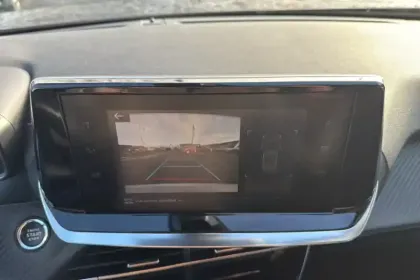 Photo 29 Peugeot 2008  Moteur électrique 136 ch