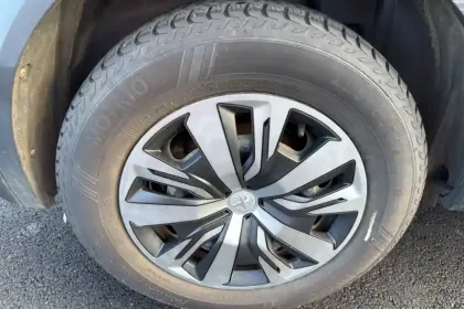 Photo 12 Peugeot 2008  Moteur électrique 136 ch