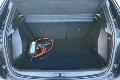 Photo 8 Peugeot 2008  Moteur électrique 136 ch