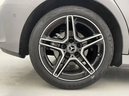 Photo 18 Mercedes Classe A  200 7G-DCT