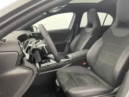 Photo 14 Mercedes Classe A  200 7G-DCT