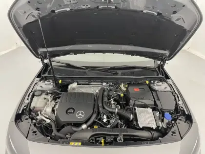 Photo 19 Mercedes Classe A  200 7G-DCT