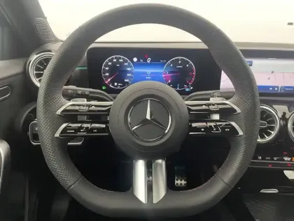 Photo 54 Mercedes Classe A  200 d 8G-DCT