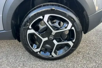 Photo 11 Citroën C3  Turbo 100 ch BVM6