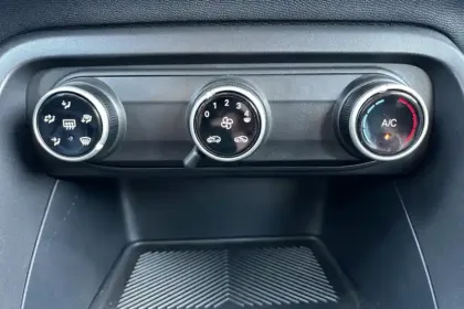 Photo 20 Citroën C3  Turbo 100 ch BVM6