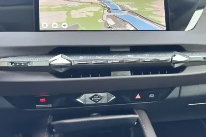 Photo 24 DS DS 4  Hybride 145 e-DCT6