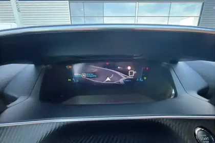 Photo 19 Peugeot 2008  PureTech 130 S&S EAT8