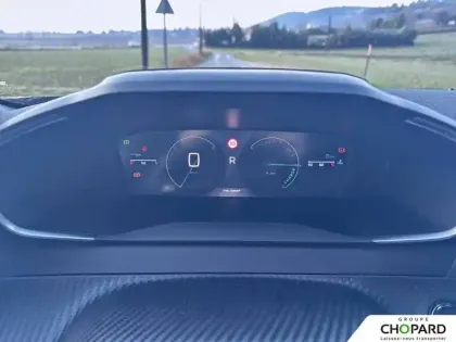 Photo 80 Peugeot 2008  Hybrid 145 e-DCS6