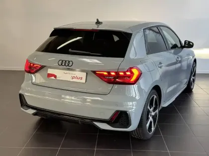 Photo 1 Audi A1  Sportback 30 TFSI 116 ch S tronic 7