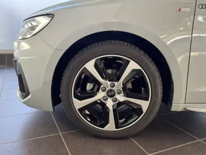Photo 3 Audi A1  Sportback 30 TFSI 116 ch S tronic 7