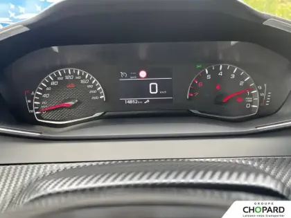 Photo 16 Peugeot 208  PureTech 75 S&S BVM5