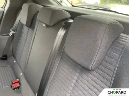 Photo 18 Peugeot 208  PureTech 75 S&S BVM5