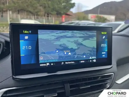 Photo 18 Peugeot 3008  Hybrid 225 e-EAT8