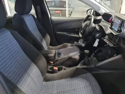 Photo 16 Peugeot 208  BLUEHDI 100 S&S BVM6