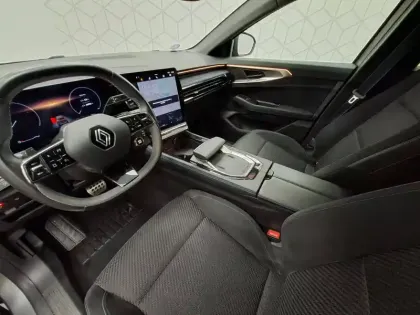 Photo 32 Renault Austral  mild hybrid 160 auto