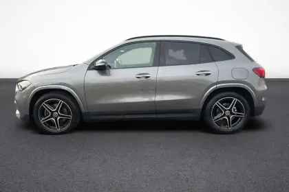 Photo 2 Mercedes GLA  200 d 8G-DCT