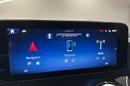 Photo 12 Mercedes GLA  200 d 8G-DCT