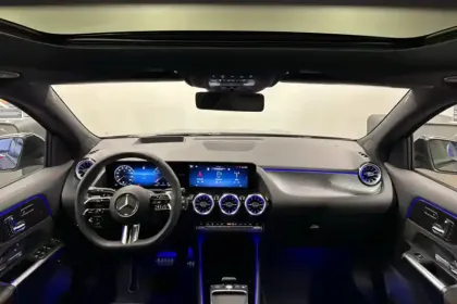 Photo 22 Mercedes GLA  200 d 8G-DCT