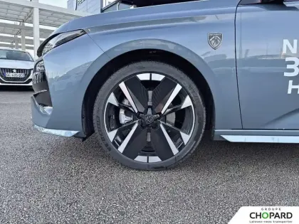 Photo 35 Peugeot 308  SW Hybrid 145 e-DCS6