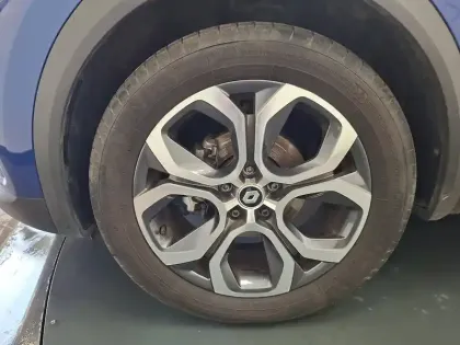 Photo 15 Renault Captur  TCe 90 - 21