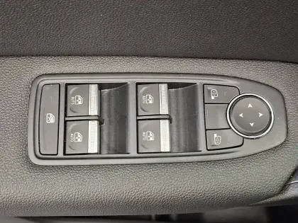 Photo 32 Renault Captur  TCe 90 - 21