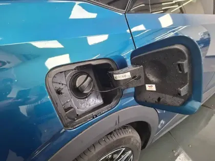 Photo 16 Peugeot 3008  Hybrid 136 e-DCS6