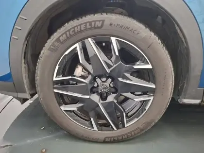 Photo 15 Peugeot 3008  Hybrid 136 e-DCS6