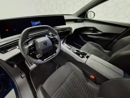 Photo 29 Peugeot 3008  Hybrid 136 e-DCS6