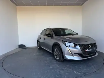 Photo 47 Peugeot 208  Electrique 50 kWh 136ch