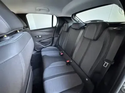 Photo 52 Peugeot 208  Electrique 50 kWh 136ch