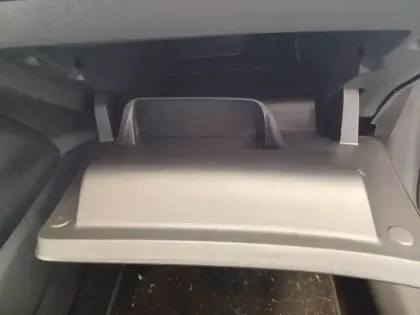 Photo 17 Peugeot 208  Electrique 50 kWh 136ch