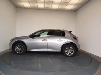 Photo 1 Peugeot 208  Electrique 50 kWh 136ch