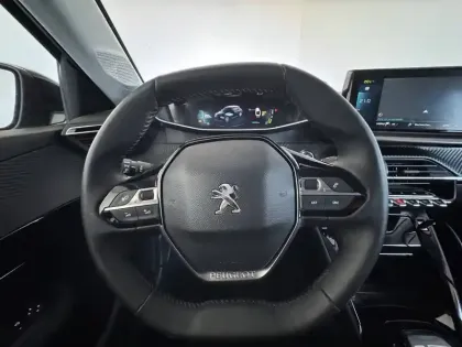 Photo 58 Peugeot 208  Electrique 50 kWh 136ch
