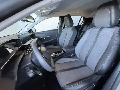 Photo 50 Peugeot 208  Electrique 50 kWh 136ch