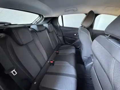 Photo 56 Peugeot 208  Electrique 50 kWh 136ch